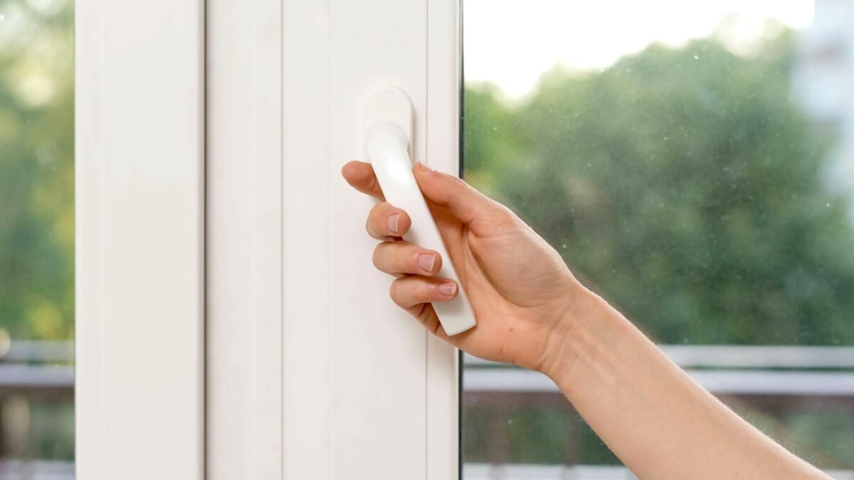 V domě se objevil zápach vlhkosti. Co je potřeba udělat, aby se problém rychle vyřešil?