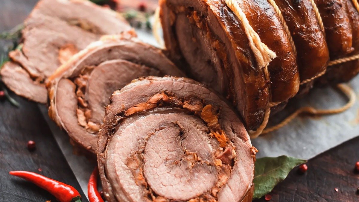 Něžné, voňavé a slavnostní: připravte si masové rolády, závitky zelné i varianty s masem i bez