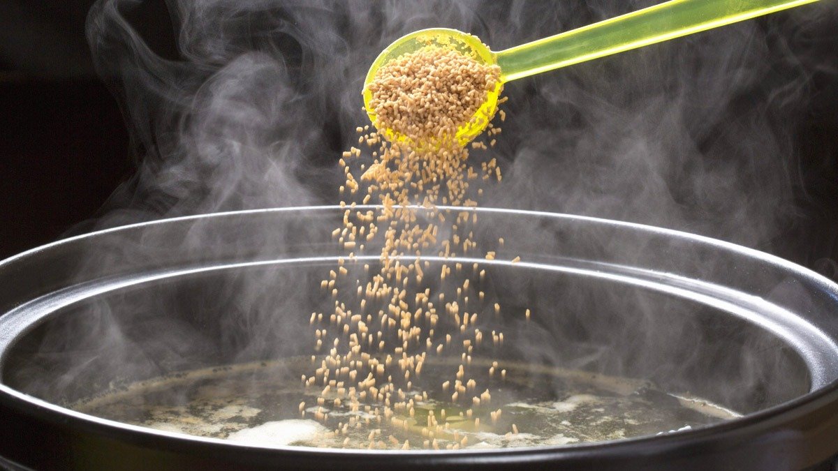 Přestaňte přidávat toto koření do polévek: kazí chuť, i když ho mnoho lidí stále používá 2 Přestaňte přidávat toto koření do polévek: kazí chuť, i když ho mnoho lidí stále používá