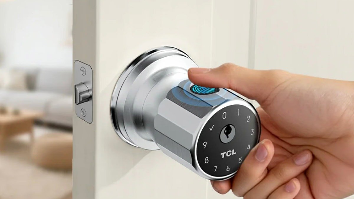 Získejte jednoduché bezkľúčové prostředí pomocí chytrého zámku, který nahradí vaši kliku