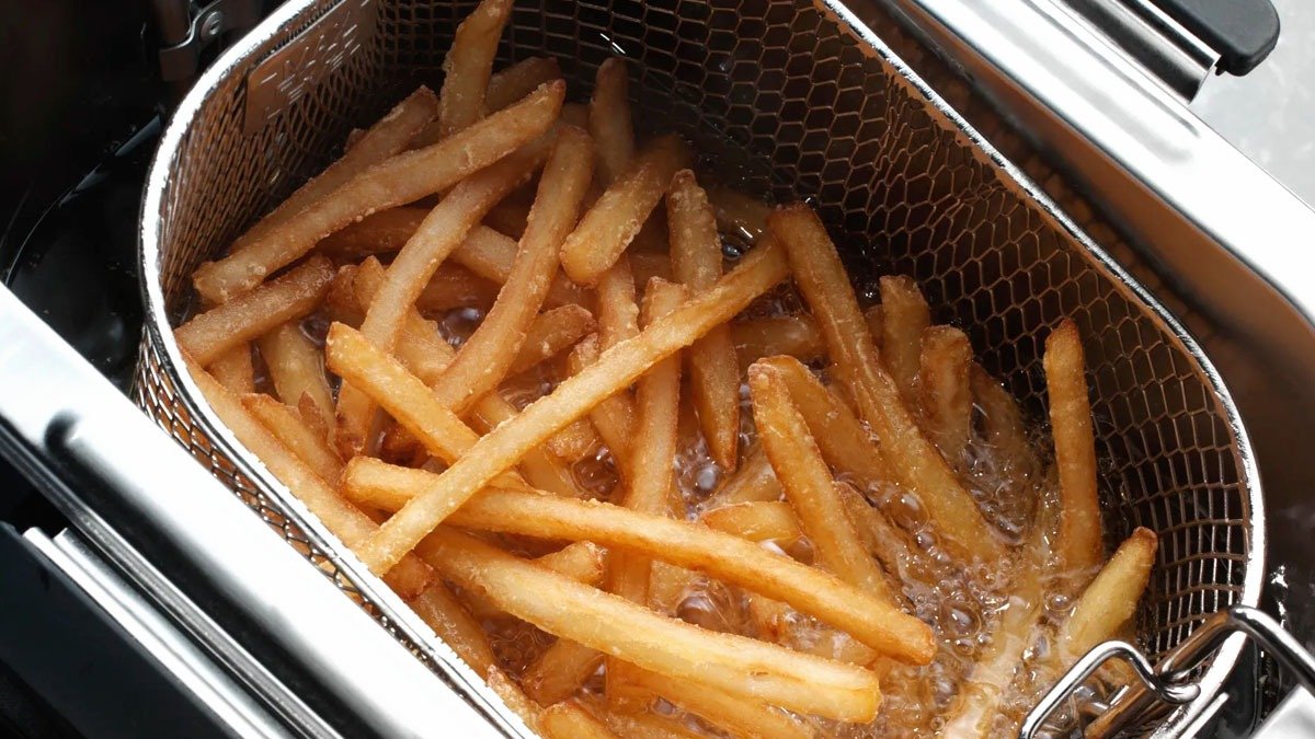 Přidejte to do oleje před smažením a hranolky budou dokonale křupavé