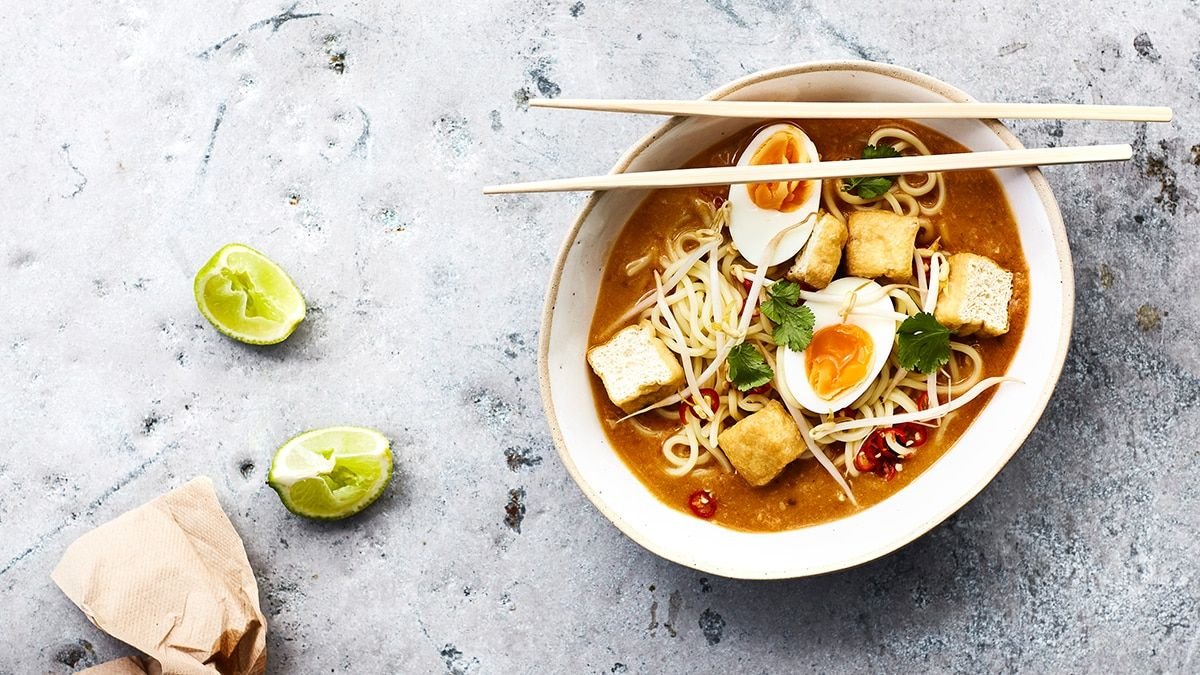 Lahodné mee rebus s hustou omáčkou: jemně sladká a krémová chuť, která je návyková 2 Lahodné mee rebus s hustou omáčkou: jemně sladká a krémová chuť, která je návyková