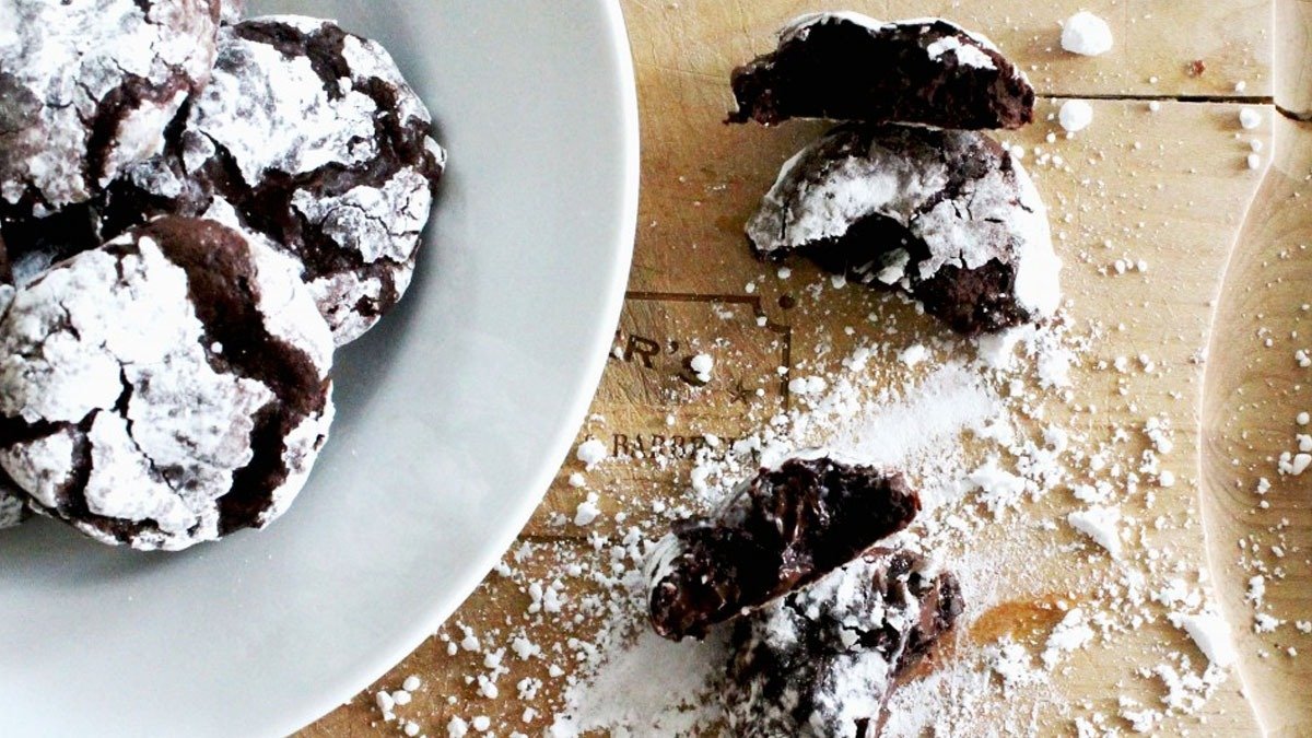 Našla jsem recept na sněhové sušenky za 10 minut a nemůžu je přestat péct 2 Našla jsem recept na sněhové sušenky za 10 minut a nemůžu je přestat péct
