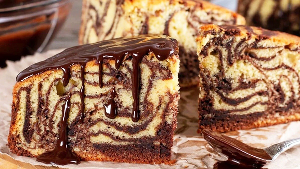 Postní „Zebra“ svou chutí překonává klasiku: lehký citrusový koláč za 1 hodinu – jednoduchý a lahodný