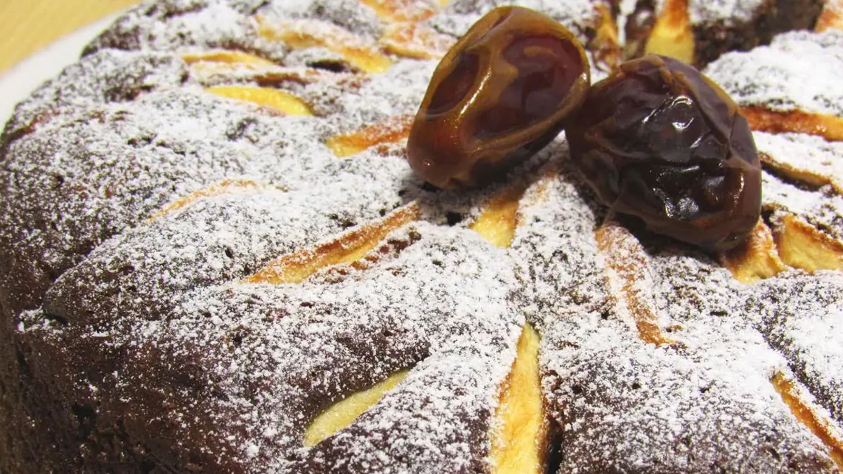 Datlový koláč bez cukru a bez mléčných výrobků