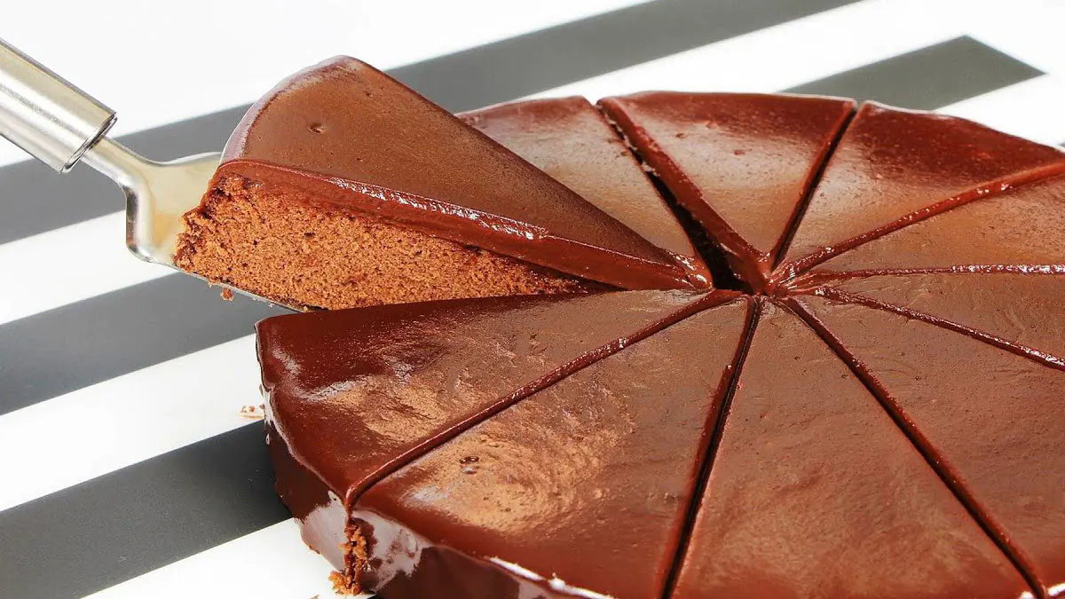 Autorka kuchařek jedla čokoládový dort každý den po dobu šesti let a teď sdílí recept