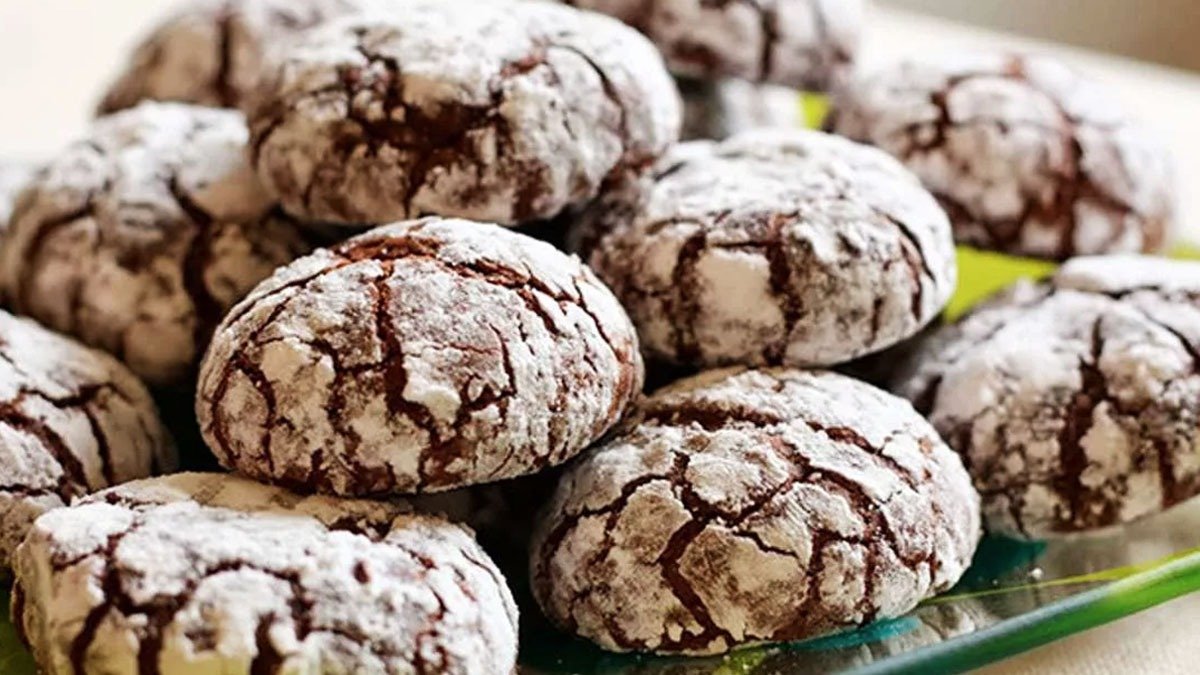 Našla jsem recept na sněhové sušenky za 10 minut a nemůžu je přestat péct