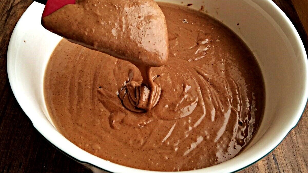 Za 10 minut jsem připravila úžasný dort bez mouky, bez oleje a bez cukru