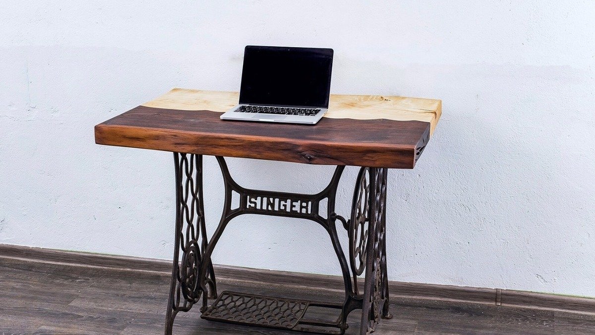 Pokud máte starý šicí stroj, vlastníte poklad: proč и jak ho recyklovat podle tohoto úžasného nápadu 3 Pokud máte starý šicí stroj, vlastníte poklad: proč и jak ho recyklovat podle tohoto úžasného nápadu