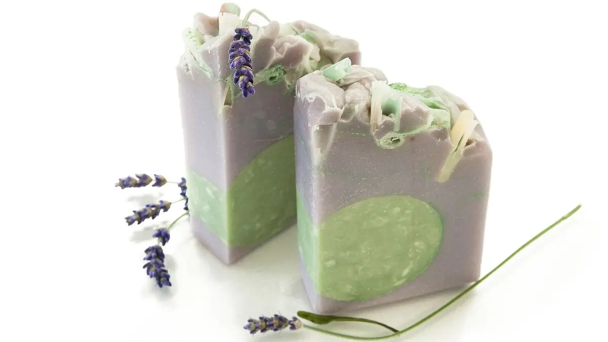 Mýdlo na radiátorech v každém pokoji — a tady je důvod trik od starého chemika